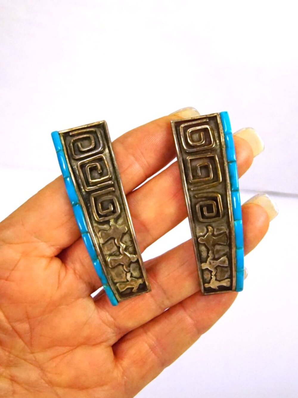 Texture Sterling Silver Curved Earrings - Eagle Pattern Huge Drops